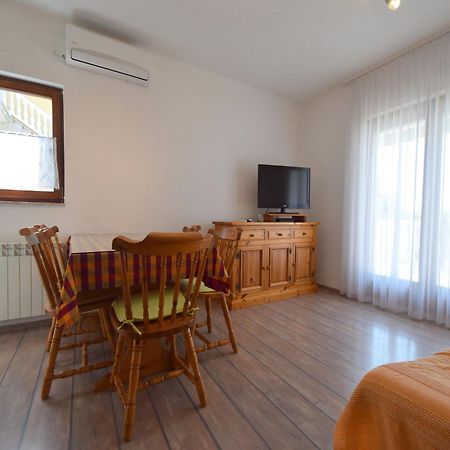 Apartments Martin มาลินสกา ภายนอก รูปภาพ