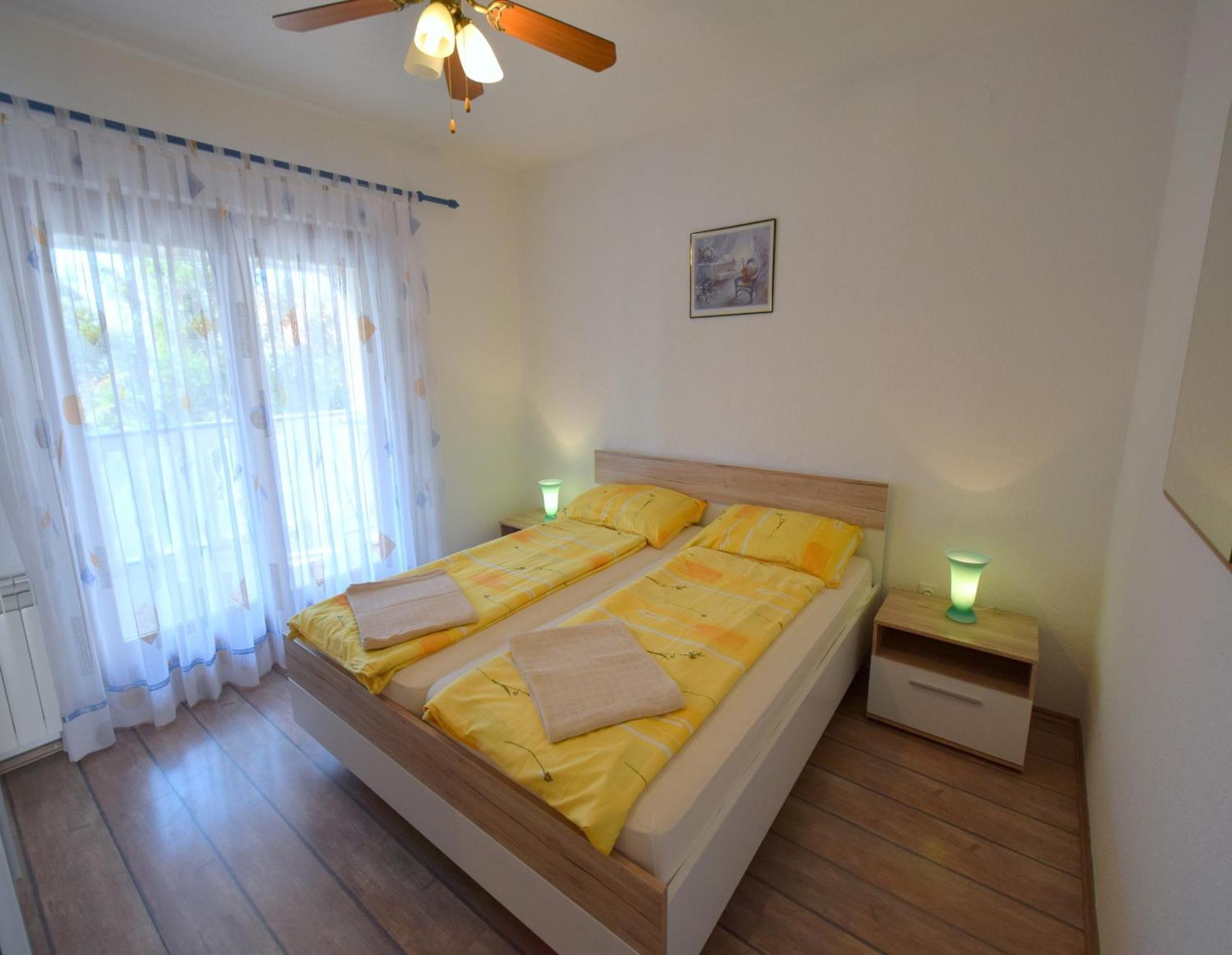 Apartments Martin มาลินสกา ภายนอก รูปภาพ