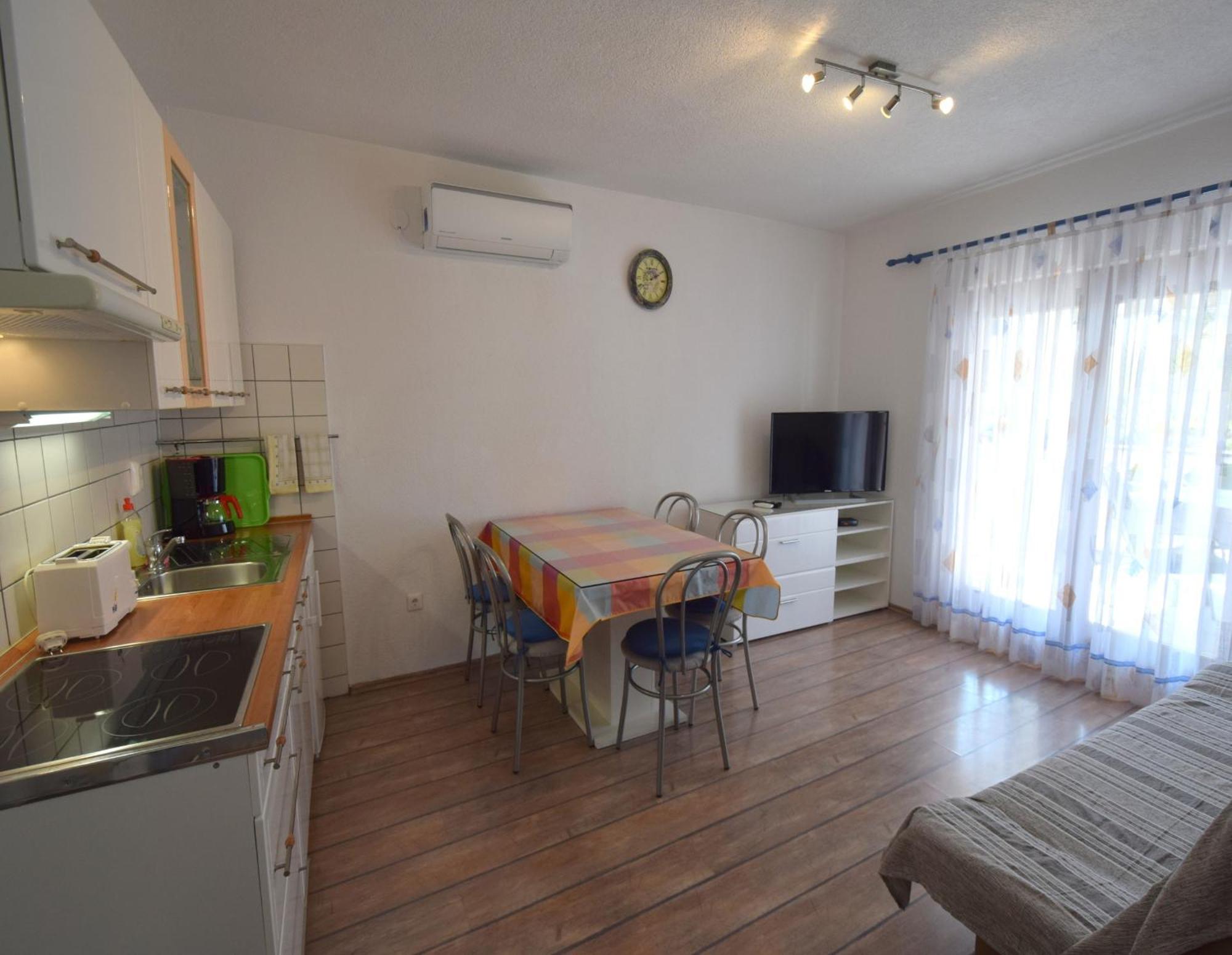 Apartments Martin มาลินสกา ภายนอก รูปภาพ