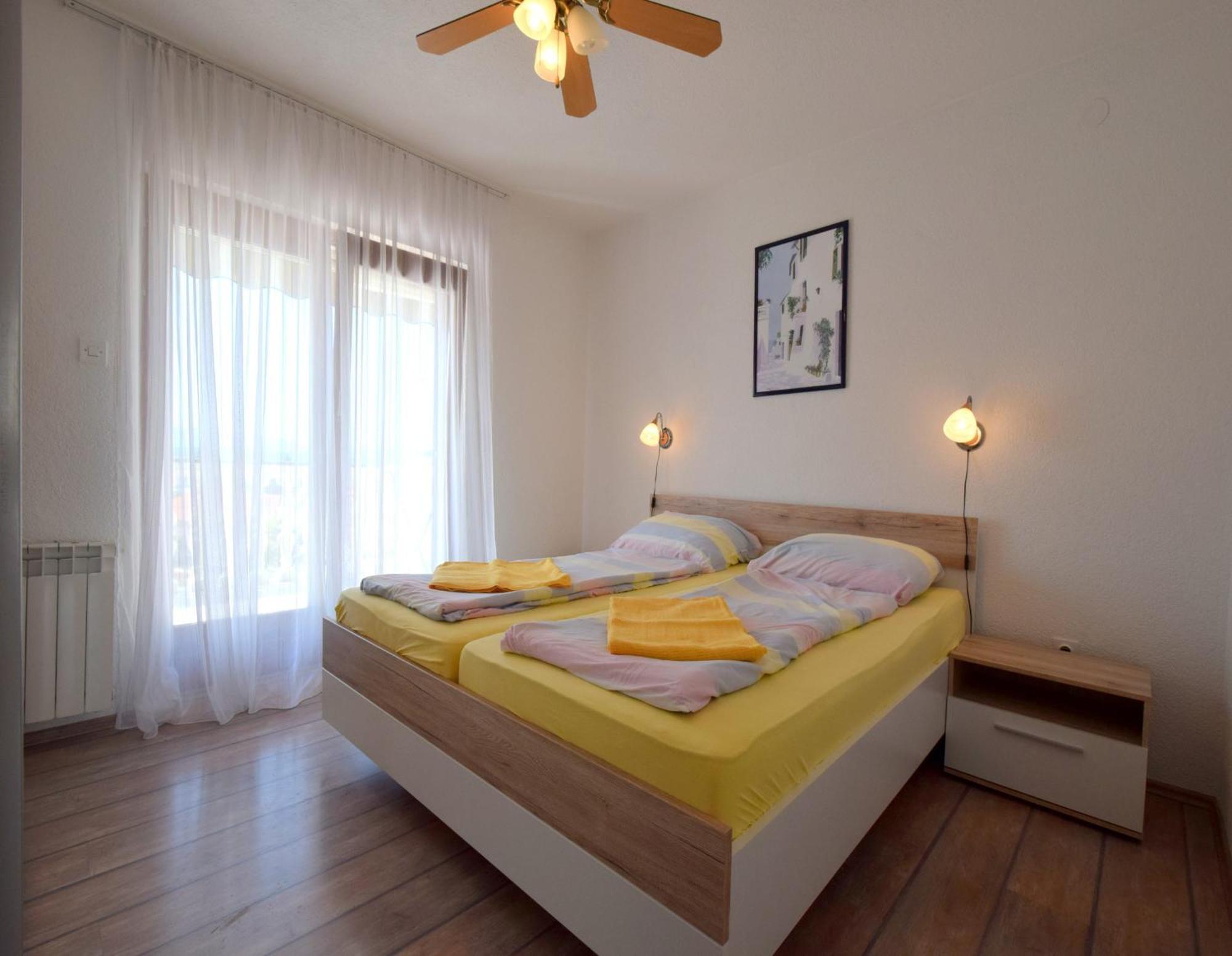 Apartments Martin มาลินสกา ภายนอก รูปภาพ